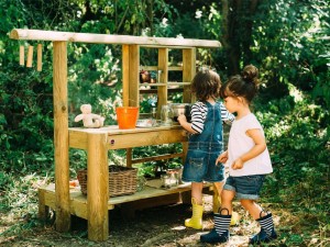 10 Outdoor Activities – Keep Your Kids Busy This Autumn